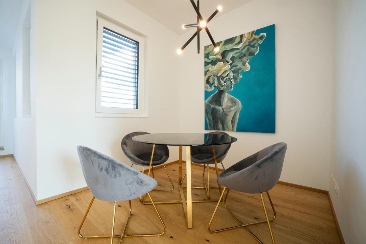 Orestaliving - Penthouse With Designer Renovation Apartment Wien