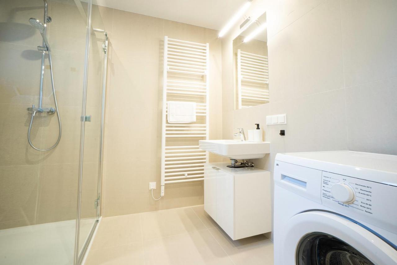 Orestaliving - Penthouse With Designer Renovation Wien